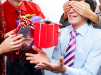 10 необычных подарков к Рождеству и Новому году